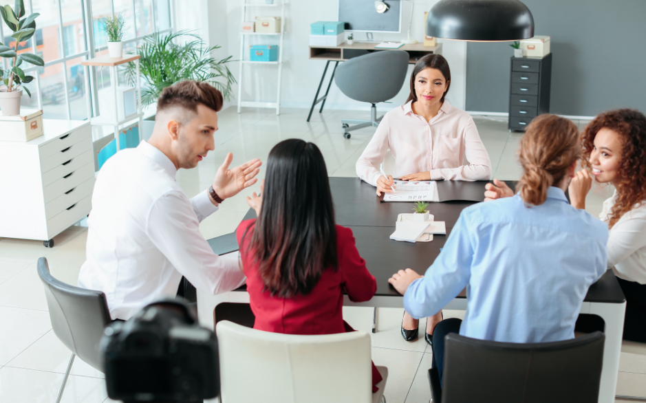 Groupe de travail en discussion